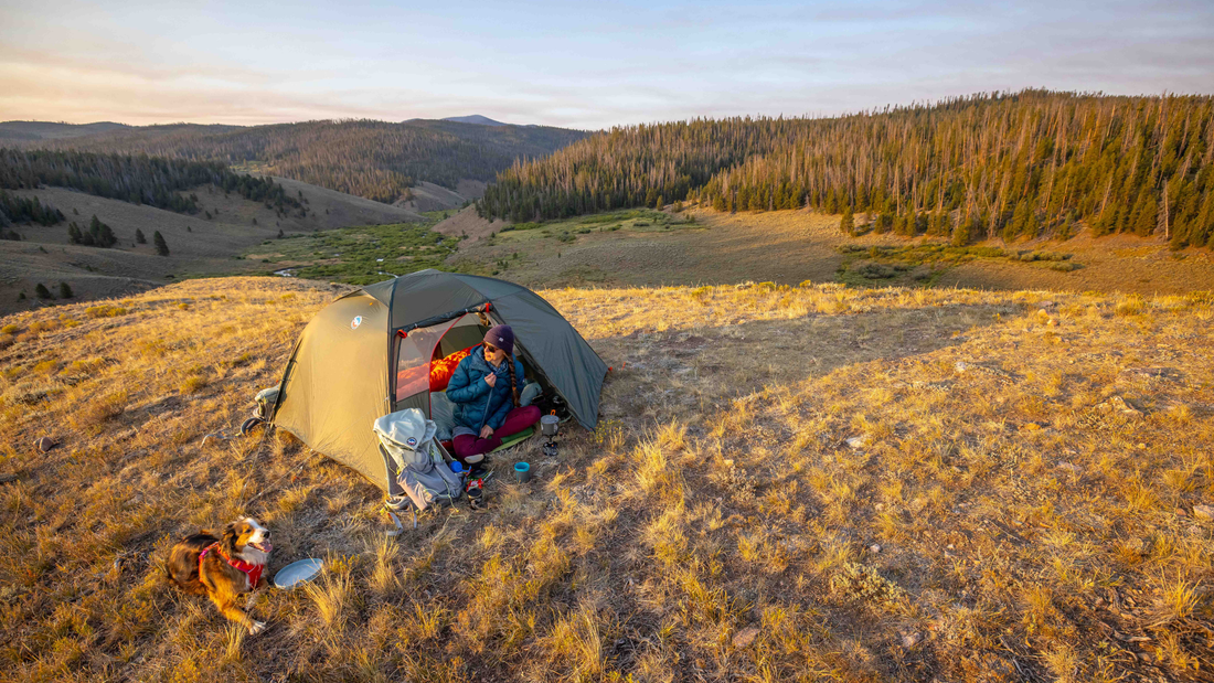 Équipement de camping : les essentiels du court séjour à l’expédition