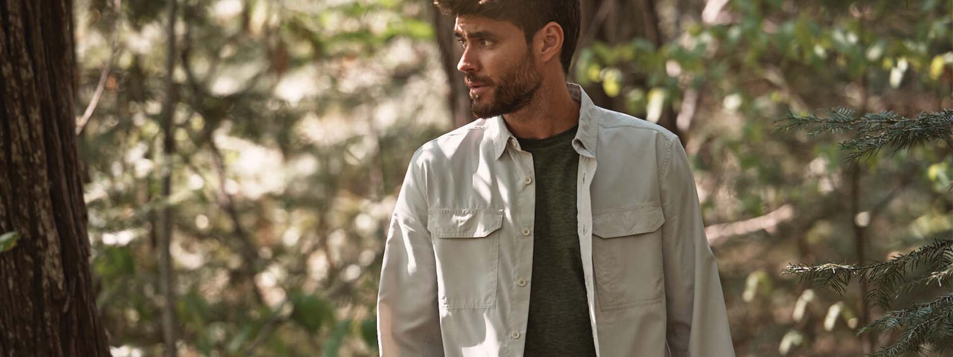 Chandails et hauts pour hommes