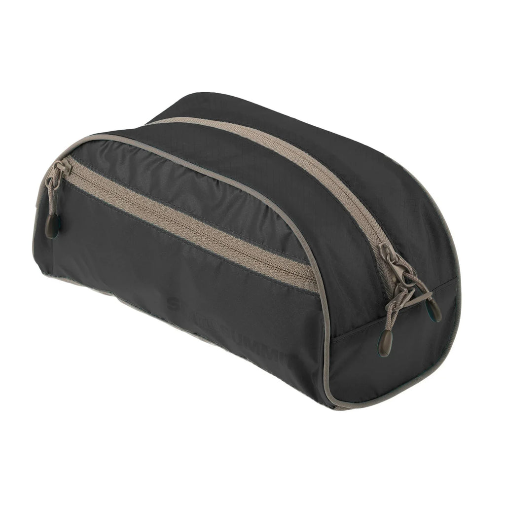 Sea to Summmit Travelling Light Toiletry Bag