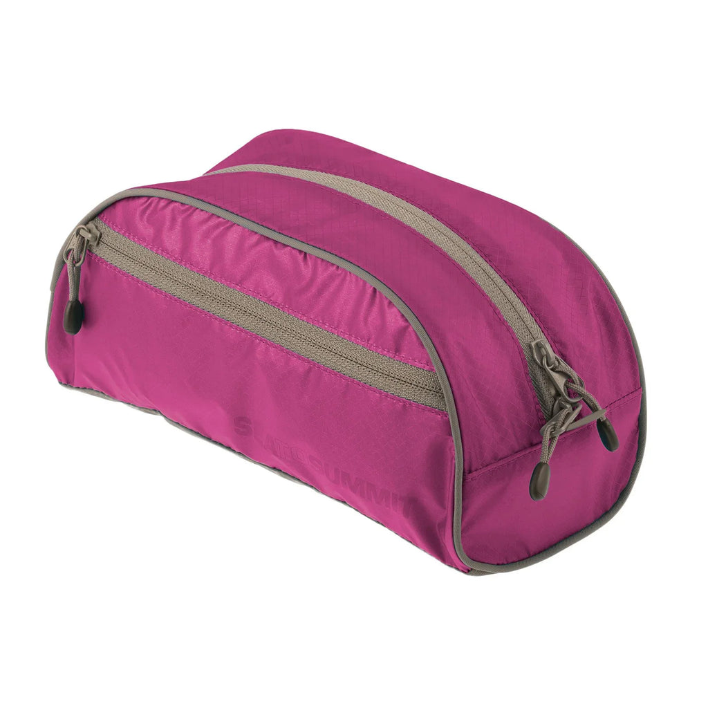 Sea to Summmit Travelling Light Toiletry Bag