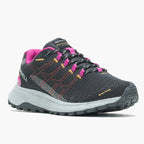 Souliers de course en sentier Merrell Fly Strike (femmes)
