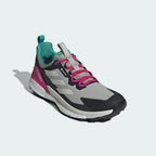 Souliers de randonnée Adidas Terrex Free Hiker 2.0 Low GTX (hommes)