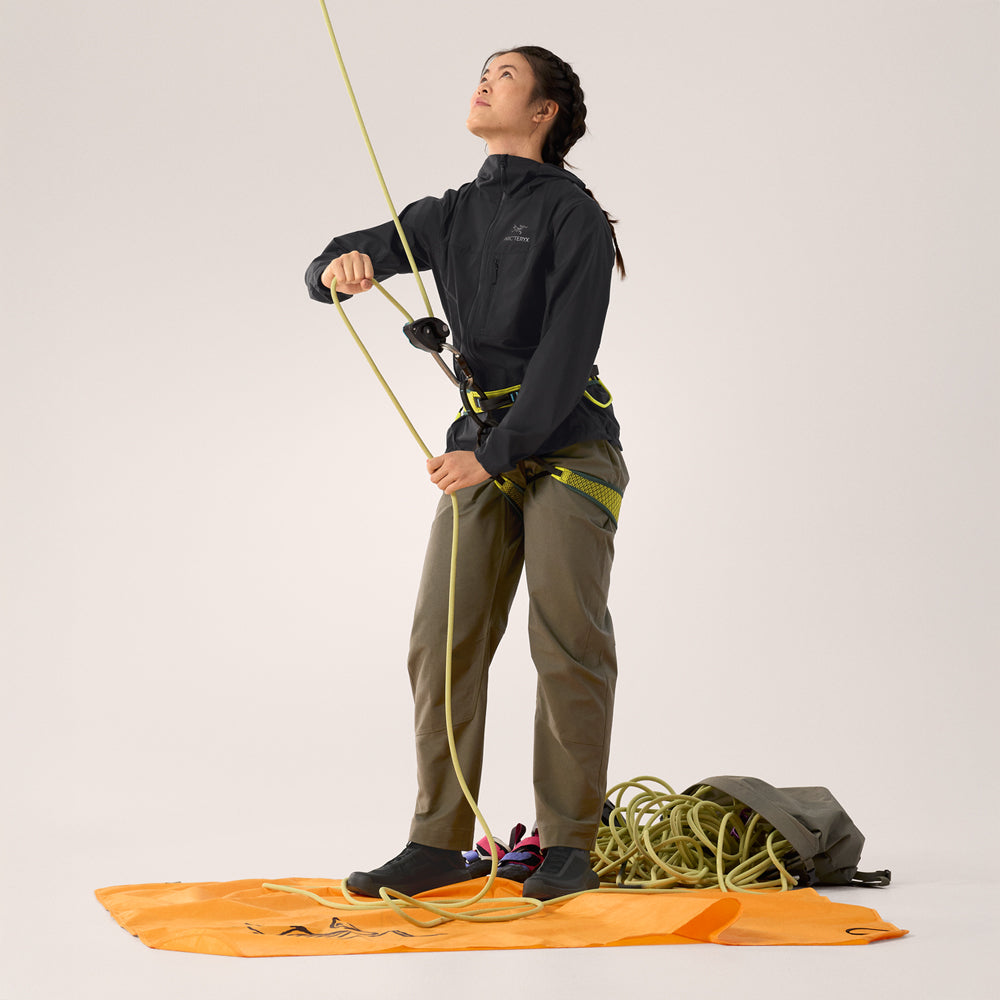 Manteau à capuchon Arc'teryx Squamish (femmes)