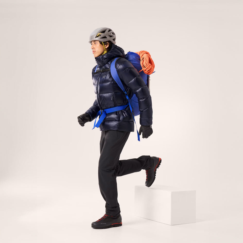 Manteau à capuchon Arc'teryx Cerium SV (hommes)