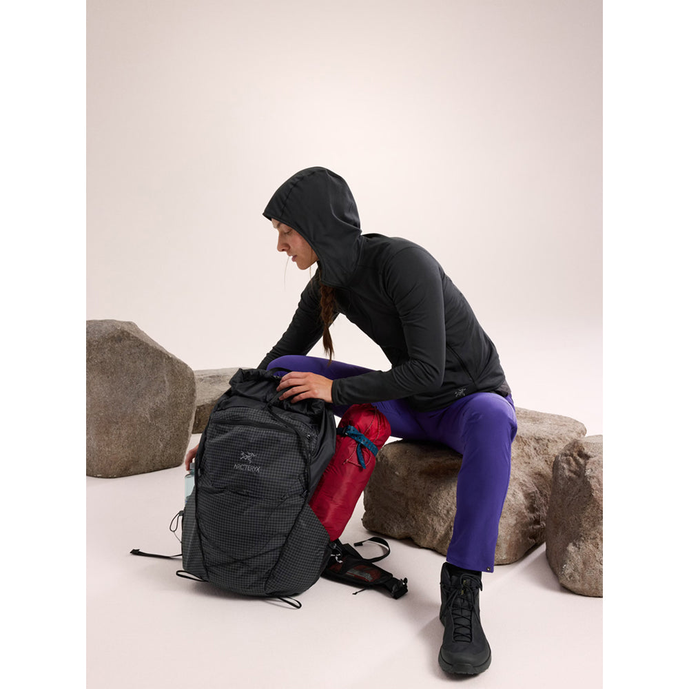 Manteau à capuchon en laine polaire Arc'teryx Kyanite Lightweight (femmes)