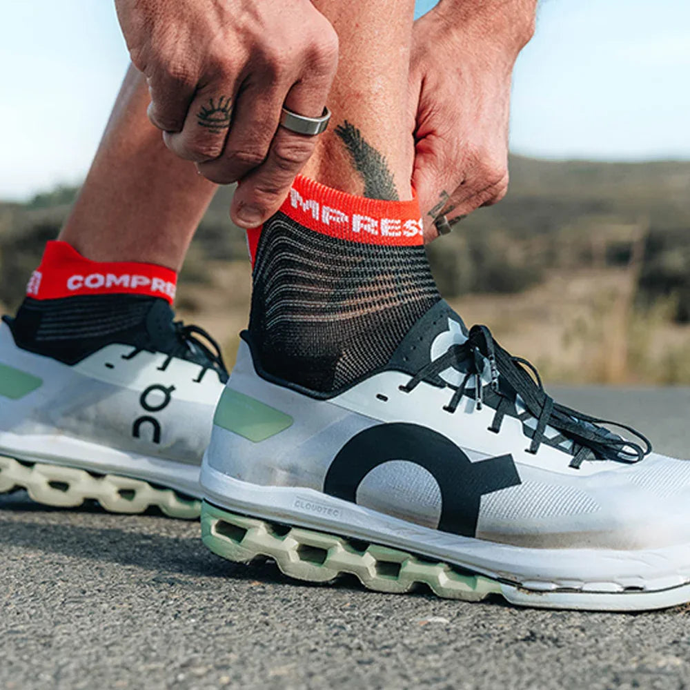 Bas Compressport Pro Racing Socks v4.0 Run Low