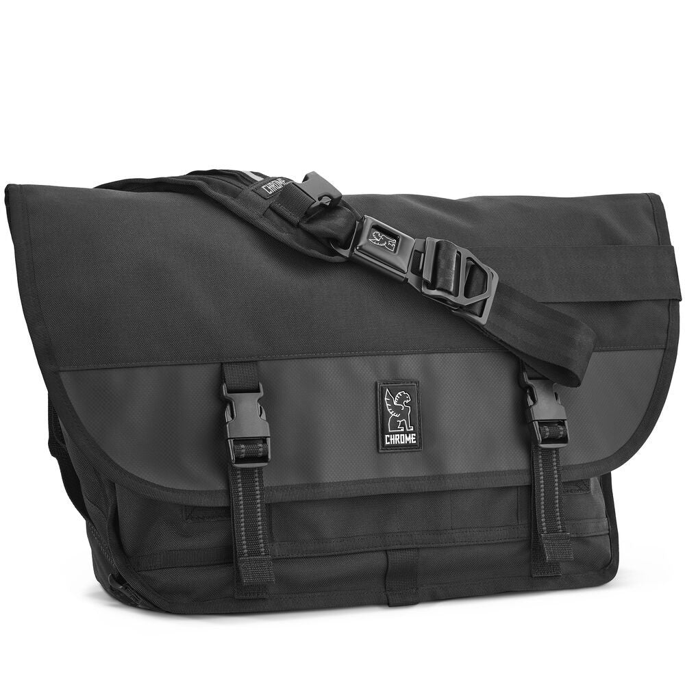 Chrome Citizen Messenger Bag - Black