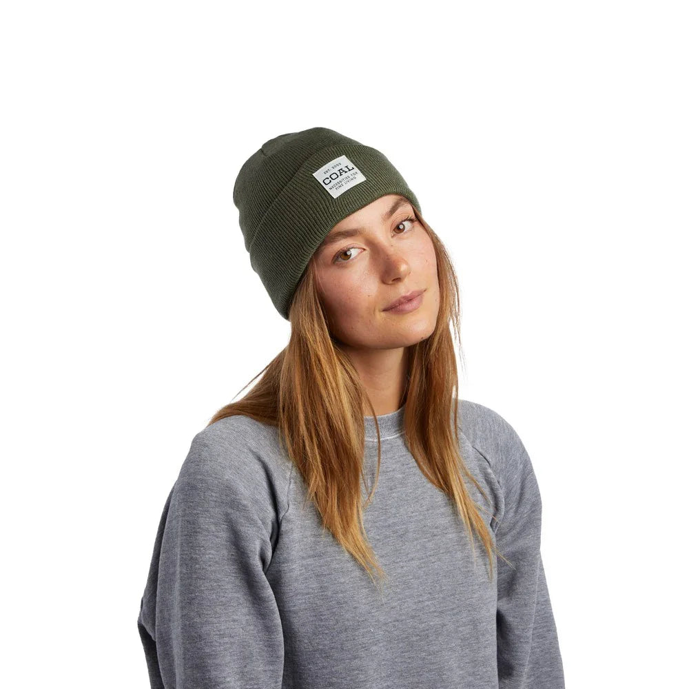 Tuque Coal The Uniform Mid