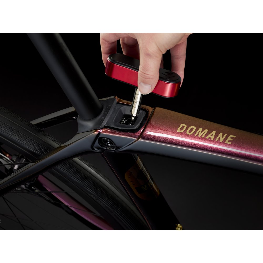 Trek Domane SLR 7 Gen 4 Road Bike