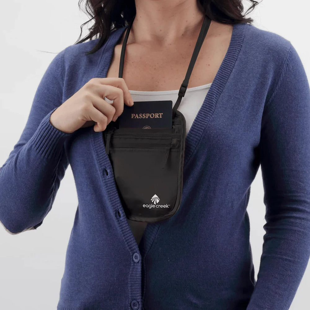 Portefeuille pour le cou Eagle Creek Silk Undercover