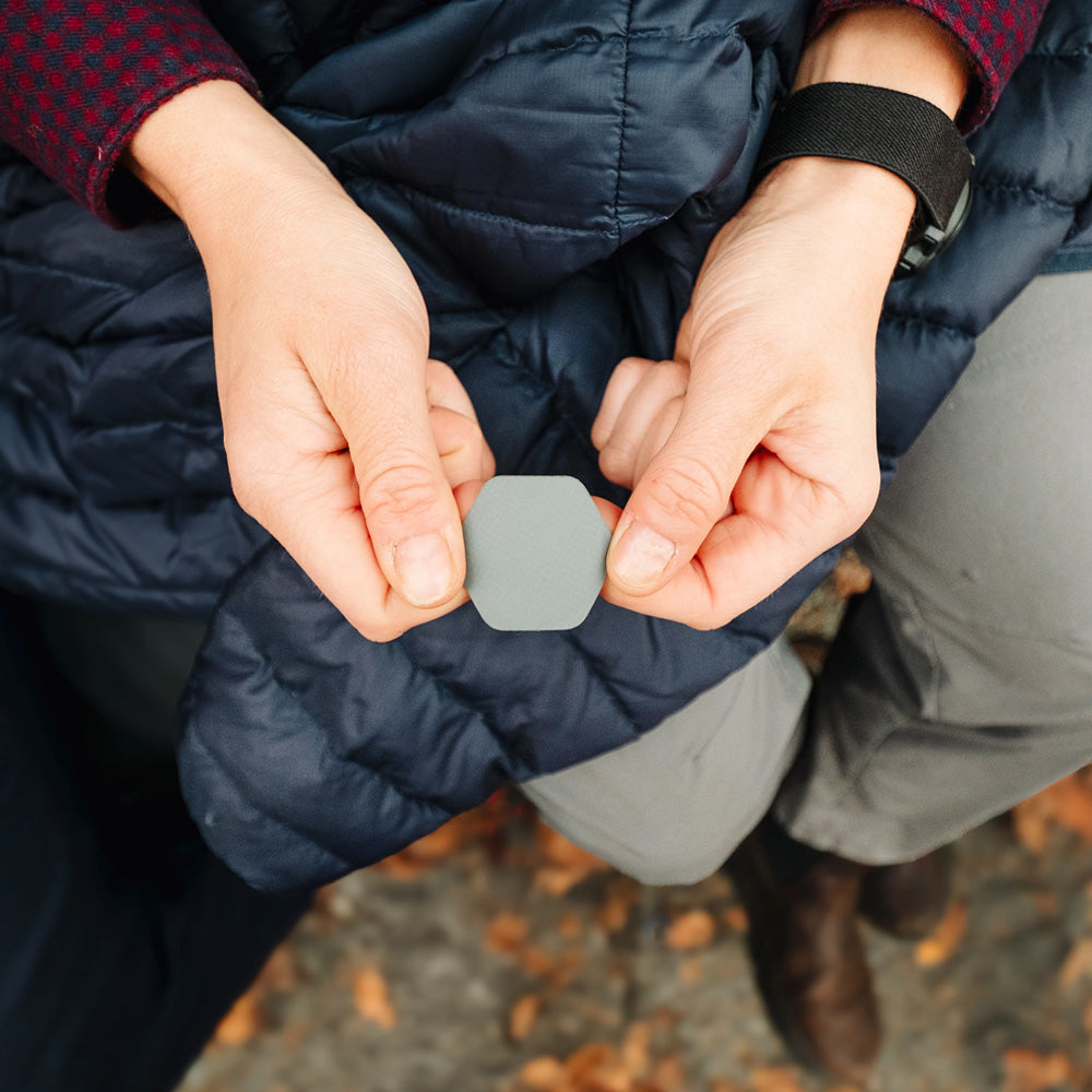 Rustines de réparation Gear Aid Tenacious Hex Tape