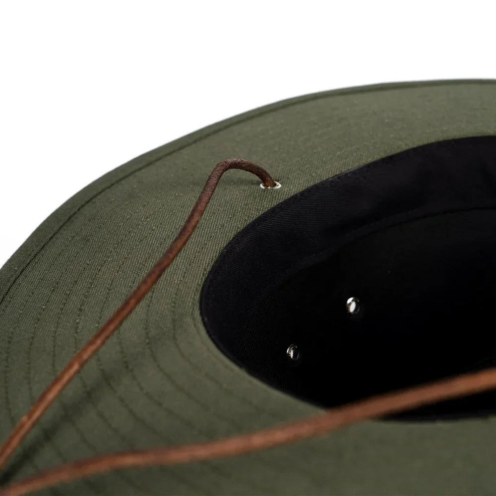 Chapeau Hooké Expedition