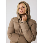 Manteau isolé Lolë Modern Puffer (femmes)