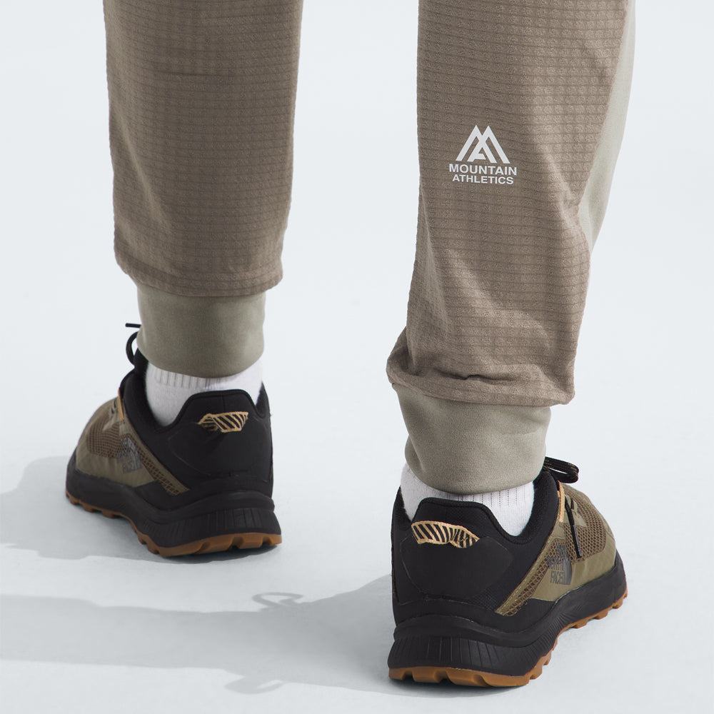The North Face M’s Mountain Athletics Fleece Pants