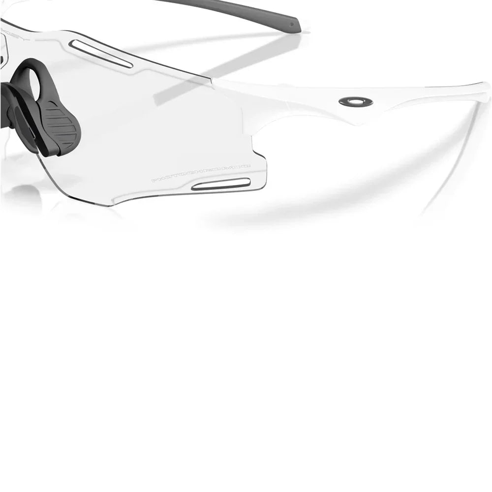 Lunettes de soleil Oakley Cybr Zero – Lentille Clear To Black Iridium Photochromic