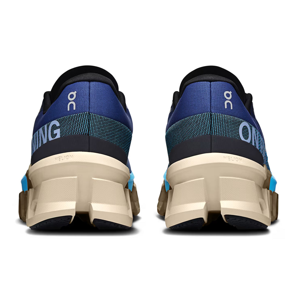 Souliers de course On Cloudmonster 2 (hommes)