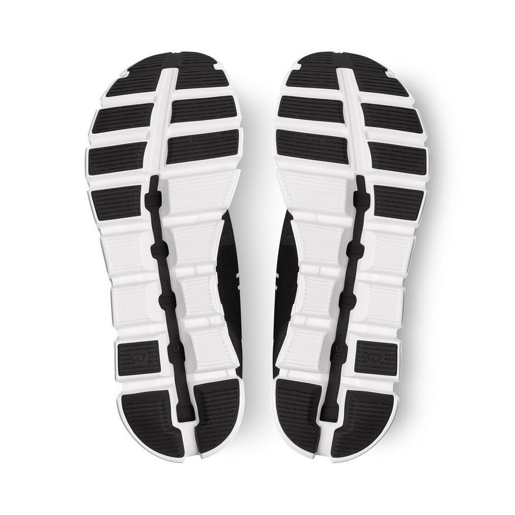 On M's Cloud 5 Shoes