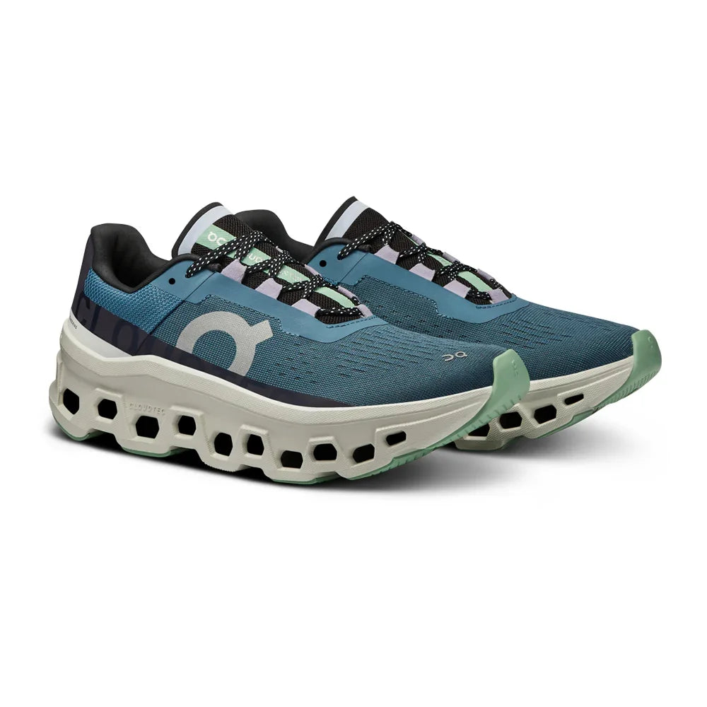 Souliers de course On Cloudmonster (femmes)