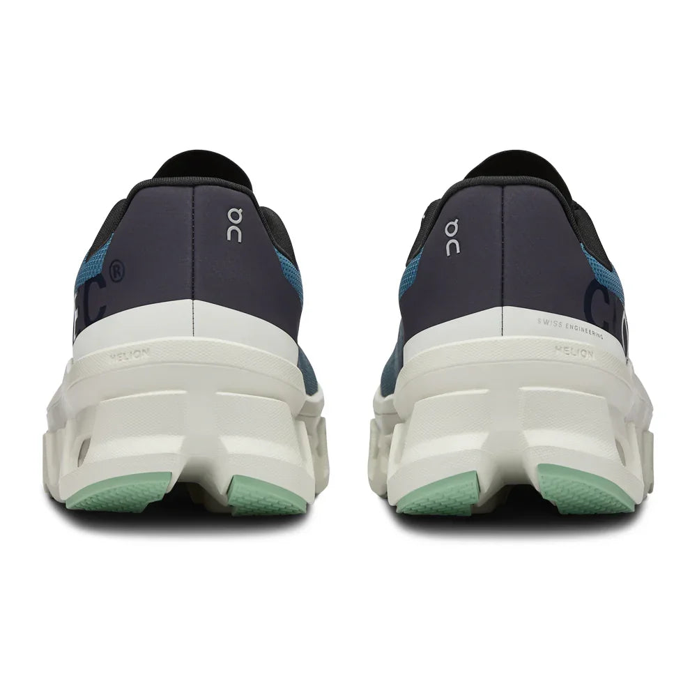 Souliers de course On Cloudmonster (femmes)