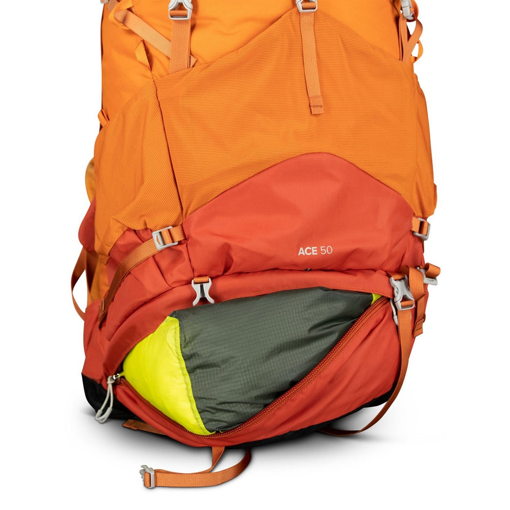 Opsrey Juniors' Ace 50 Backpack