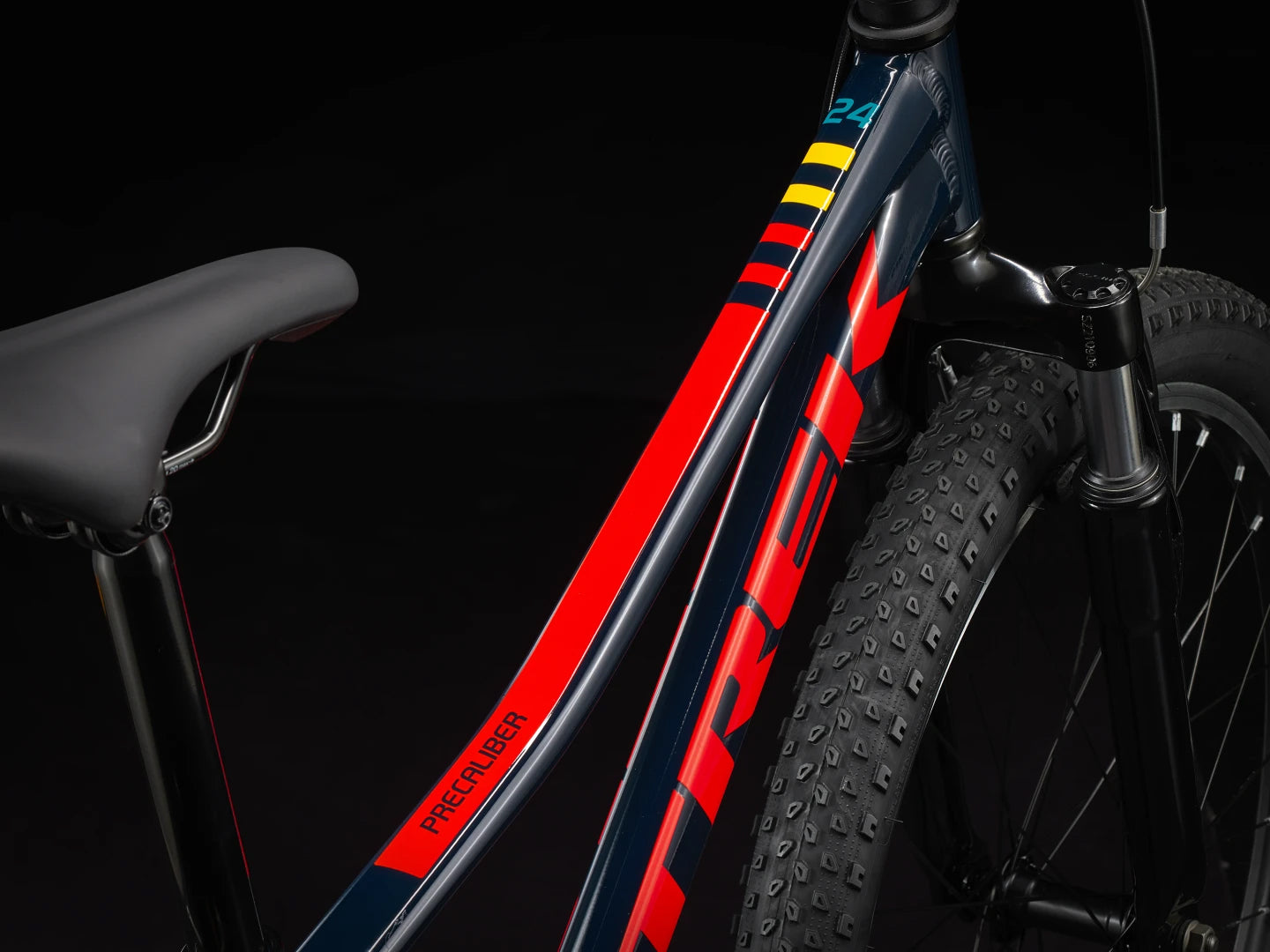 Vélo de montagne Trek Precaliber 24 8-vit. Suspension (enfants)