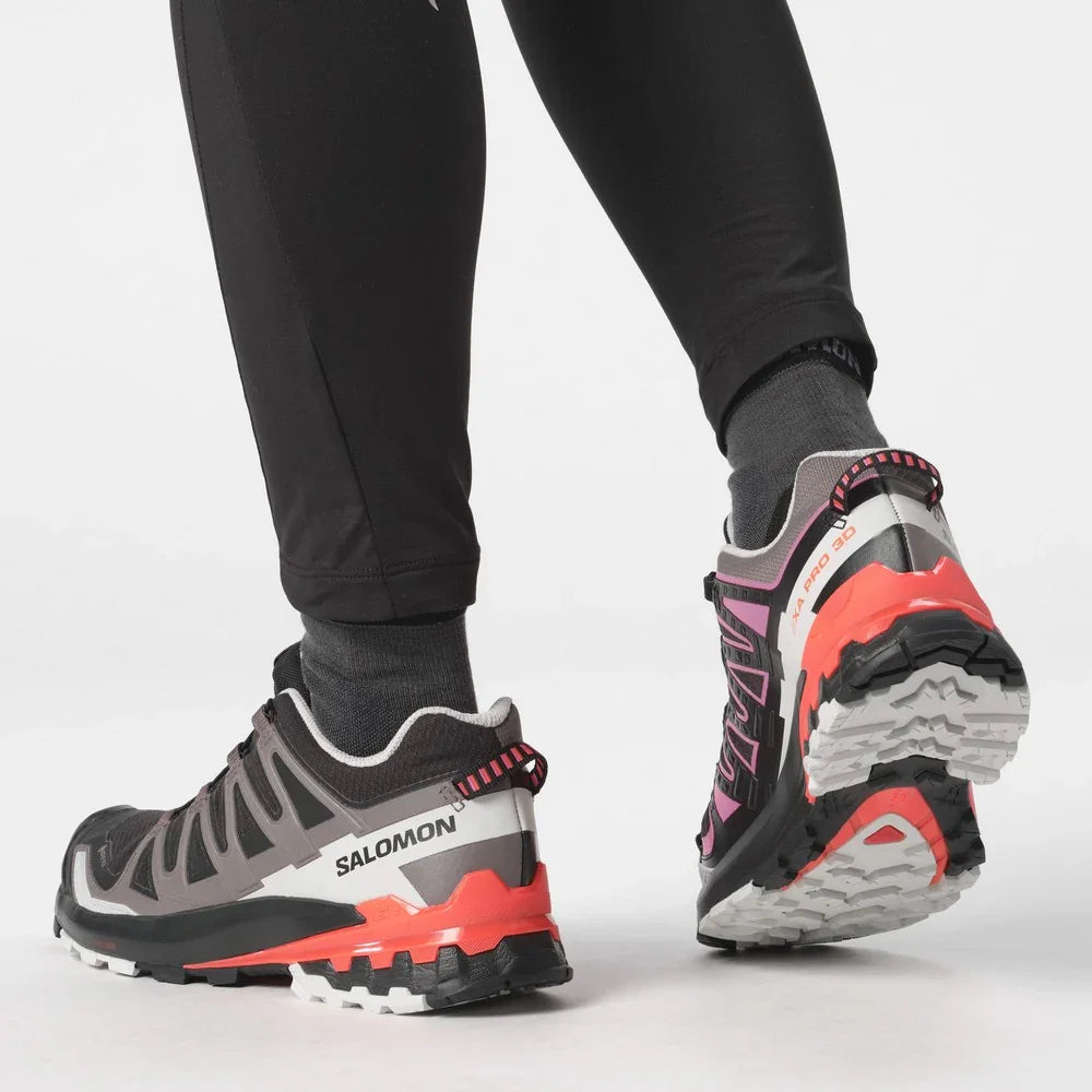 Souliers de course en sentier Salomon XA Pro 3D V9 Gore-Tex (femmes)