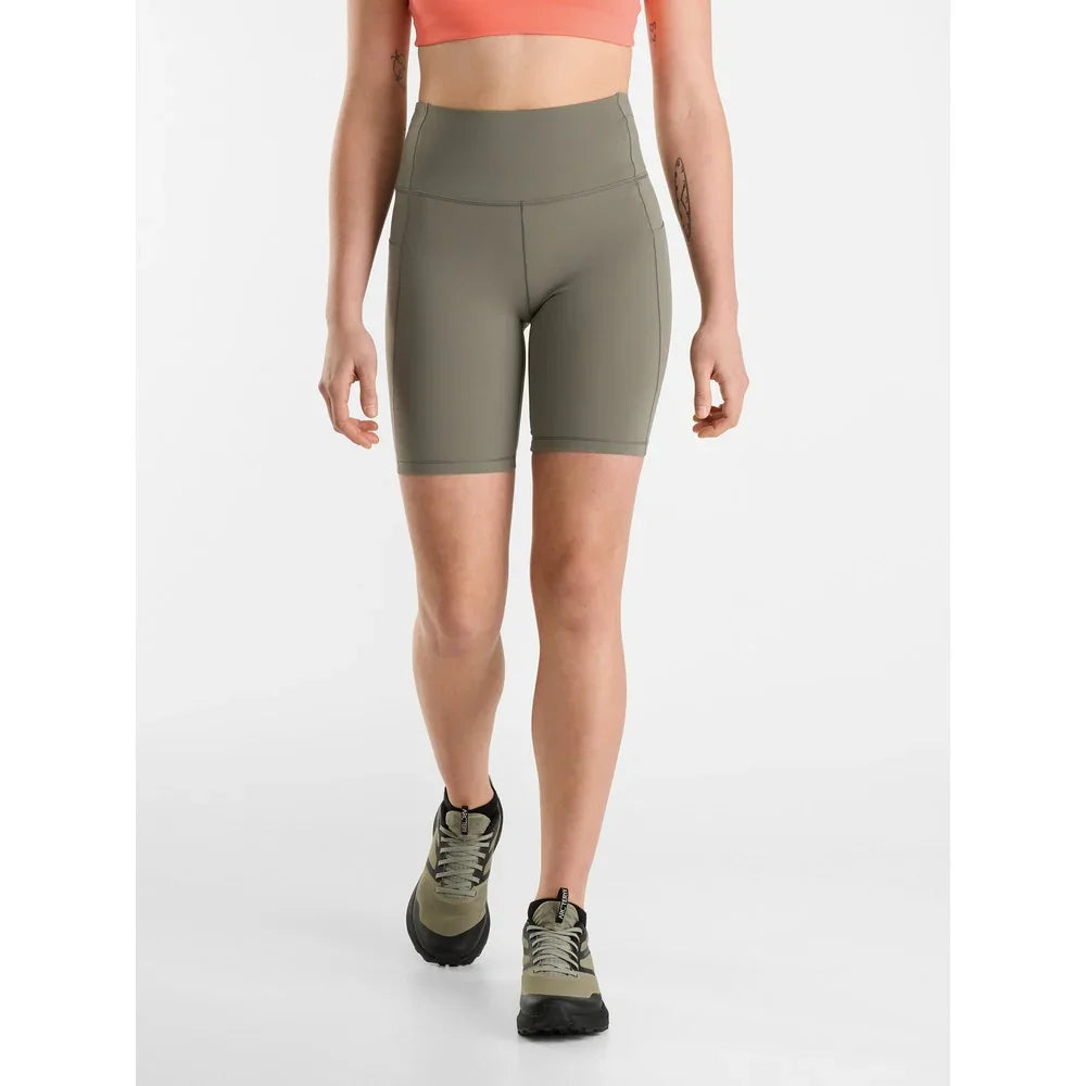 Arc'teryx W's Essent High-Rise 8'' Shorts