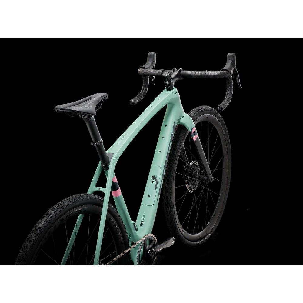 Trek Checkpoint SLR 7 AX7 Gravel Bike