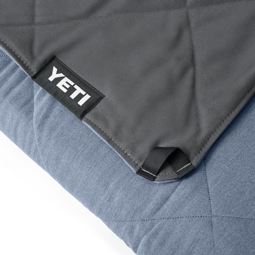 Yeti Lowlands Blanket