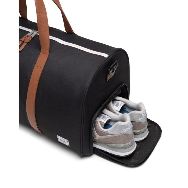 Herschel novel offset outlet